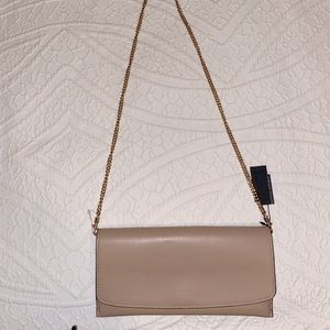 banana republic handbag with chain